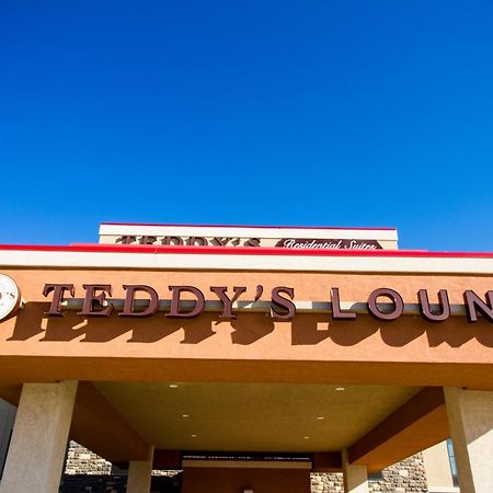Teddy'S Residential Suites Watford City Zewnętrze zdjęcie