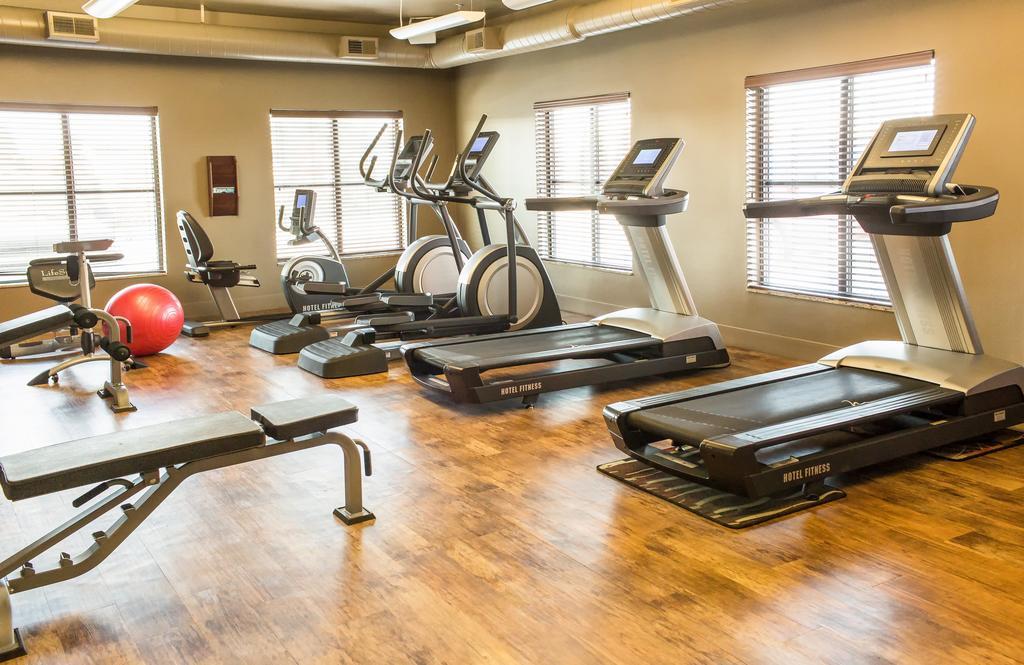 Teddy'S Residential Suites Watford City Zewnętrze zdjęcie