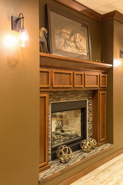 Teddy'S Residential Suites Watford City Zewnętrze zdjęcie