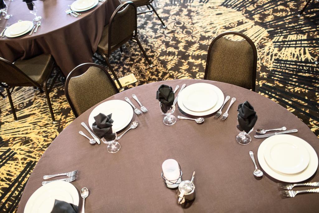 Teddy'S Residential Suites Watford City Zewnętrze zdjęcie