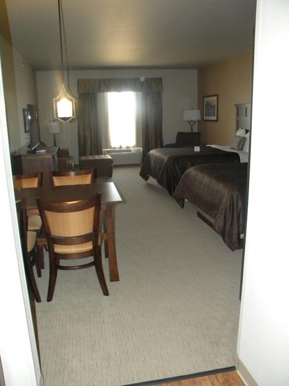Teddy'S Residential Suites Watford City Zewnętrze zdjęcie